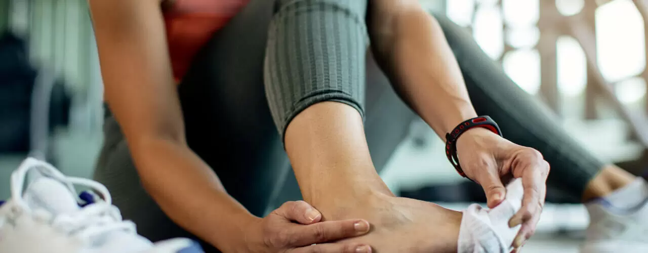 Differentiating-Between-Sprains-and-Strains