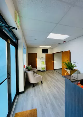 our-practice-gallery-front-desk-triumph-physical-therapy-university-place-wa